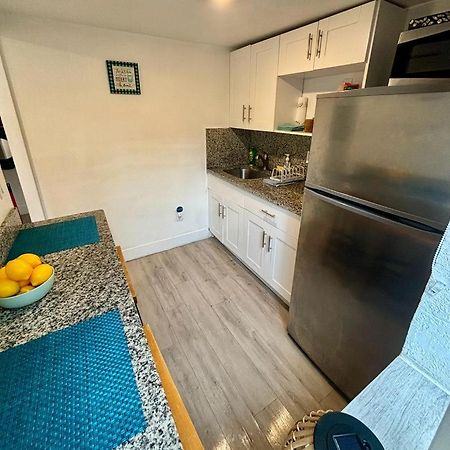 Nice Queen Bedroom - Best Location In Miami - Luggage Storage Service, Parking And Laundry Buitenkant foto